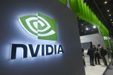 Nvidia outpaces revenue estimates with strong data center growth amid mixed analyst reactions