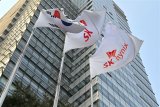 SK Group's personnel shake-up tips the first domino; accelerates restructuring across South (…)