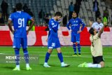 Esteghlal's coaching carousel spins again