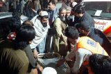 Two suicide bombings kill 9 people and injure 25 in Pakistan