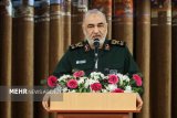 IRGC's resistance logic sole way to save Muslims: Salami