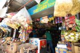 Valentine’s Day sales suggest sari-sari store ‘premiumization’