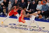 NBA: Knicks fend off Hawks to back up sterling MLK Day record