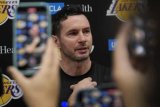 Lakers coach JJ Redick confirms family home lost in LA wildfire