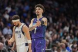 NBA: Hornets extend winning streak to 3 at Mavericks' expense