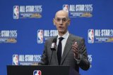 NBA: Adam Silver urges angry Mavericks fans to keep faith