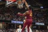 NBA: Cavaliers fend off Grizzlies, stretch streak to 7