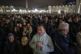 Thousands gather outside the Vatican to pray for Pope Francis' health