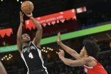 NBA: De'Aaron Fox hits winner as Spurs edge Grizzlies