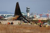 South Korea investigates ‘wall barrier’ in Jeju Air crash