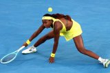 Bathroom break point: Coco Gauff's Marvel-lous outfit less than convenient