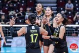 No stopping Tigresses in roaring to fourth straight; Lady Tams notch first win streak