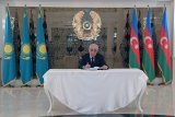 Azerbaijan's PM visits Kazakhstan Embassy to express condolences over plane crash in Aktau (PHOTO)