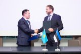 Kazakhstan, Estonia join efforts to develop transit through ports