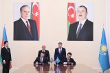 Azerbaijan, Kazakhstan sign slew of papers in Baku (PHOTO)