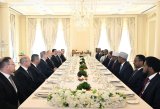 President Ilham Aliyev held expanded meeting over lunch with Somali President