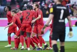 Bayern Munich nearly blows 4-goal lead, goes 9 points clear