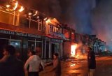 J-K: Massive fire breaks out in Sonmarg market