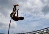 EJ Obiena slides to No. 4 in world pole vault rankings