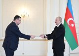 President Ilham Aliyev receives credentials of incoming ambassador of Belarus