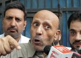 Baramulla MP Engineer Rashid surrenders at Tihar jail