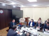 Китай на грантовой основе предоставит Кыргызстану дорожную технику