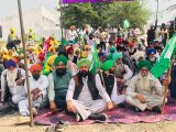 Farmers under the banner of SKM stage sit-ins outside AAP MLAs’ residences, offices in Punjab