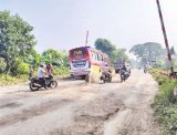 Jashore-Benapole highway: 300m stretch turns into a death trap