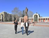 First Vice-President Mehriban Aliyeva visits Ganja, pays tribute to National Leader Heydar Aliyev’s monument