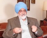 Cut Down Larger States If India Wants 8% Growth: Montek Singh Ahluwalia