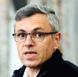 Omar presents survey report in J&K House, says economy may grow at 7%