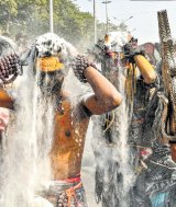 All Sanatanis welcome to Maha Kumbh: Yogi