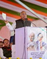 'Will poverty end by taking dip in Ganga?': Kharge slams BJP leaders for 'exploiting poor in name of religion'