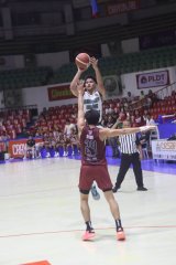 UV seizes top spot in standings after lopsided win against UP Cebu