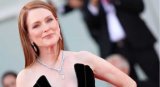 Julianne Moore’s ‘Freckleface Strawberry’ gets canceled by Pentagon Schools