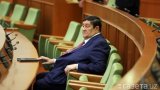 ЖМК: Каримовдун чекисти Вануатунун "алтын паспортун" алды