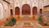 Kashan congress discussing Persian architecture over five decades