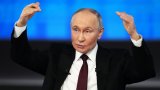 Путин Орусияда чет элдик жарандарга көзөмөлдү күчөткөн жарлыкка кол койду