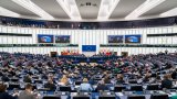 Европарламент Украинага 35 млрд евро насыя берүүнү жактырды