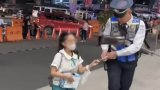 Viral Sampaguita girl di na mamaligya tungod sa trauma