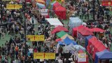 Vendors at Hong Kong Lunar New Year fair worried over retail slump, bids for stalls weak