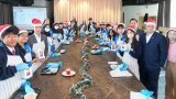 Underprivileged students get into festive spirit with cupcake decorations