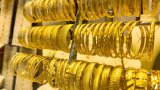 Gold prices hit new record