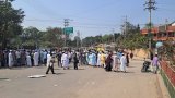 Madrasa students briefly block Cumilla-Sylhet highway