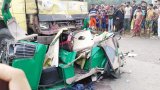 Six die as truck, three-wheeler collide