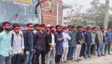 Protesting Kuet students on way to Dhaka to meet Yunus