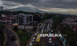 Antisipasi Macet Total Puncak, Polres Cianjur Terjunkan Tim Pengurai Antrean