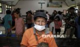 Terdampak Erupsi Gunung Ibu, Ratusan Warga Halmahera Barat Mengungsi