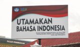 Mari Berbahasa Satu, Bahasa Indonesia