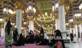 Perhatikan 8 Aturan Baru Ini Khusus Perempuan Selama Berada di Masjid Nabawi